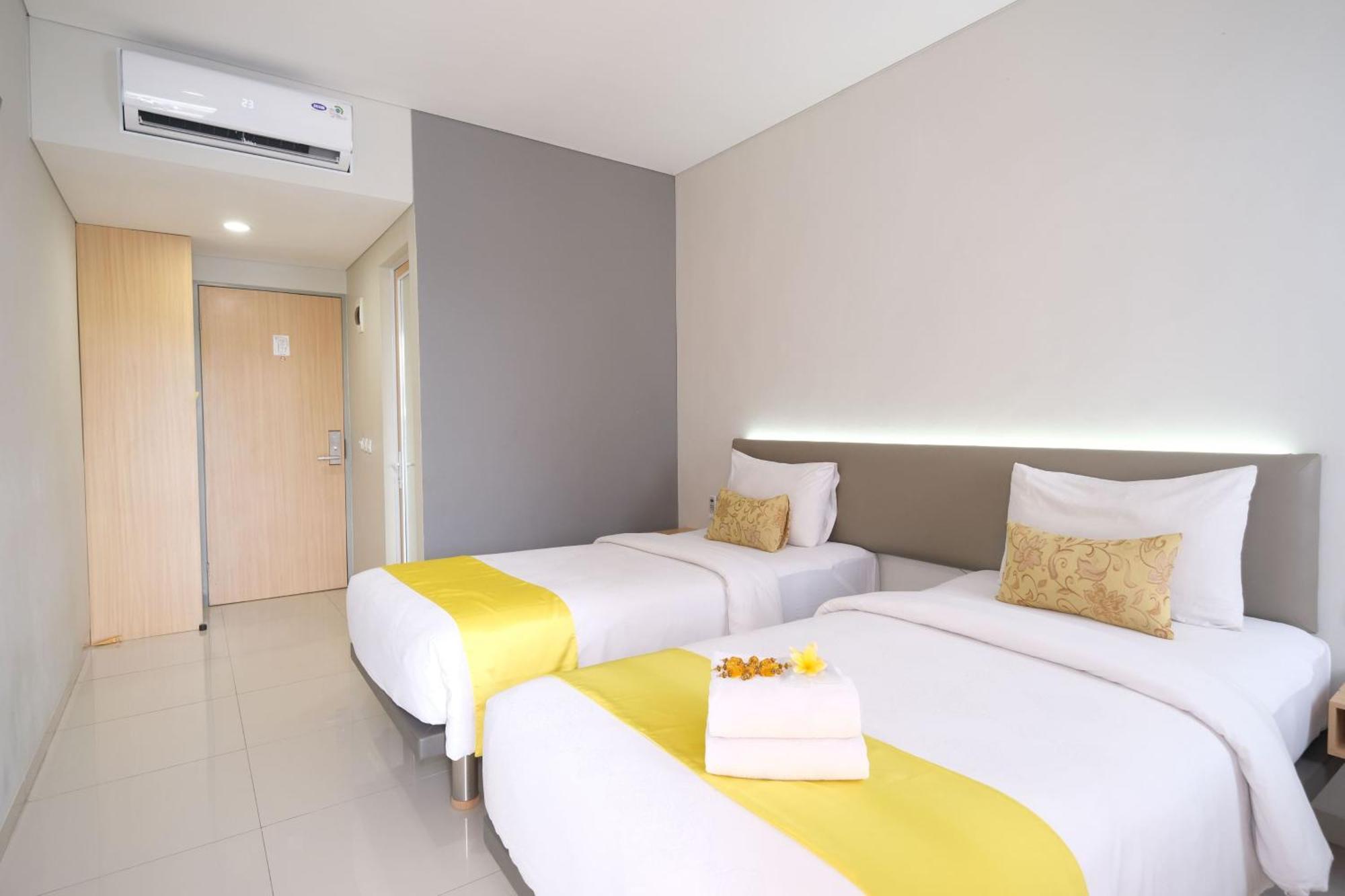 S101 Hotels Semarang Dış mekan fotoğraf